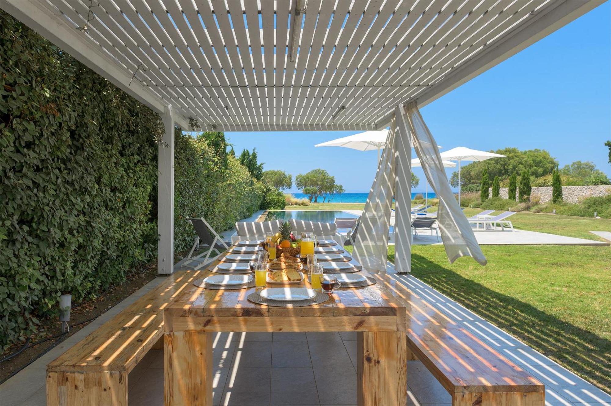 Villa Renee Front Executive Luxury Soroni