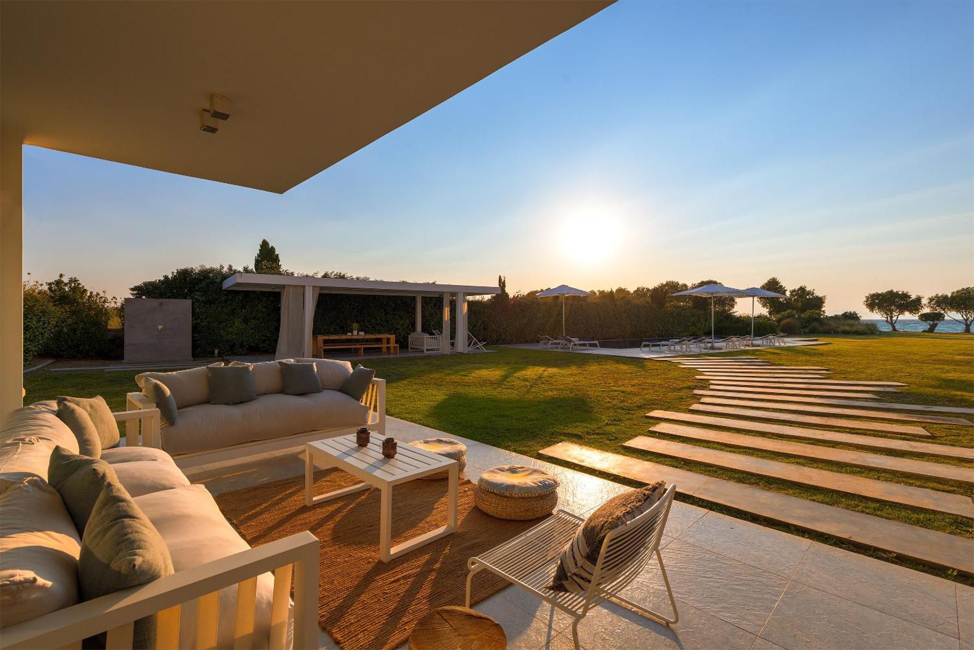 Renee Front Executive Luxury Villa